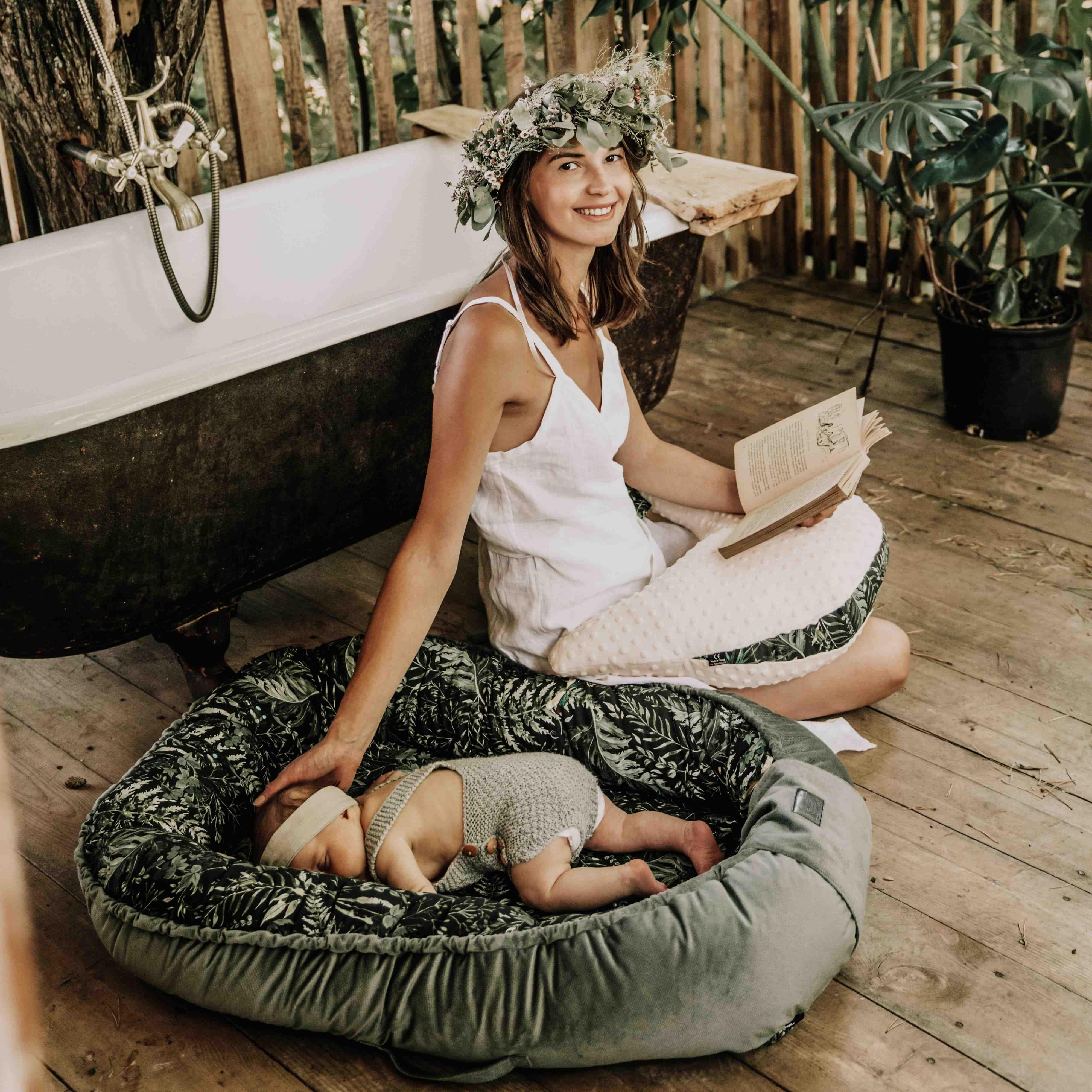 khaki nagy méretű babafészek