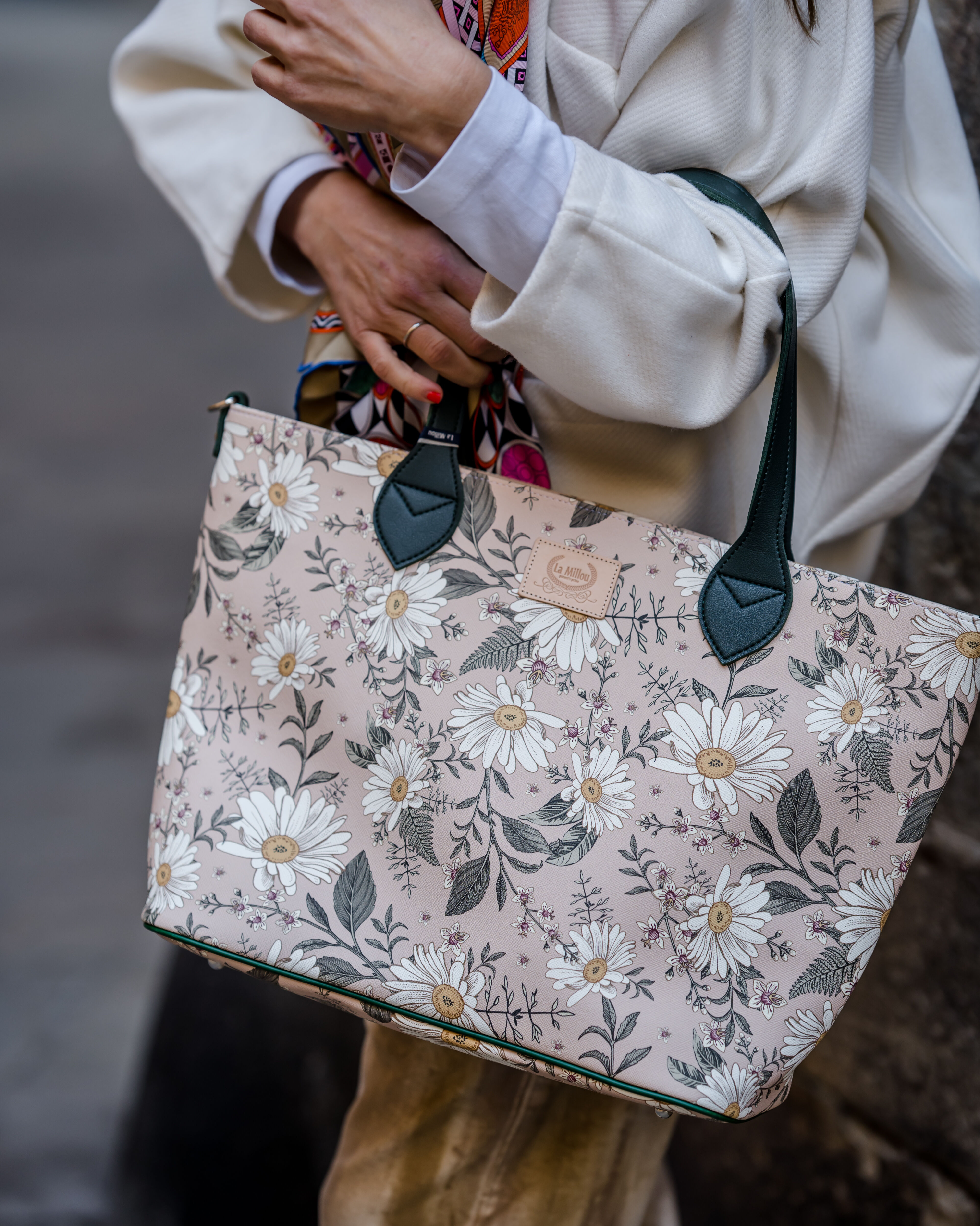 La Millou bézs virágos pelenkázó táska Romantic Soul