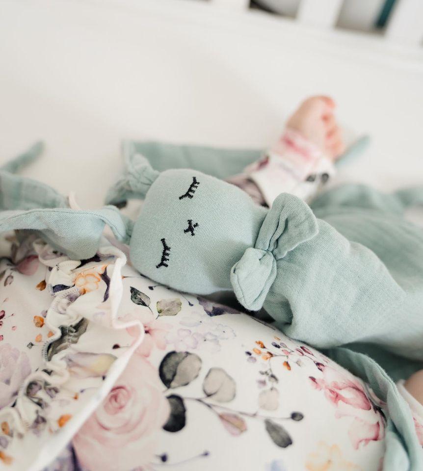 ajándék újszülöttnek szundikendő