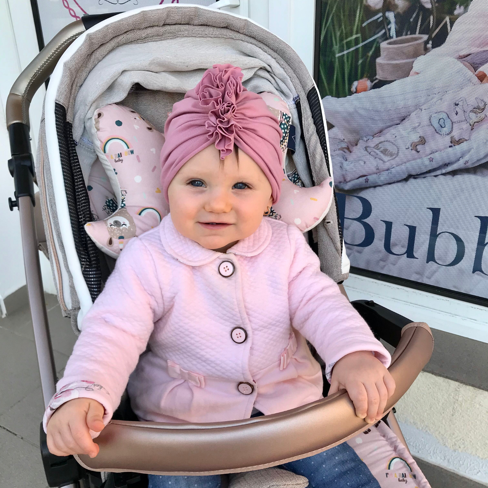 ajándék újszülöttnek turbánka babáknak