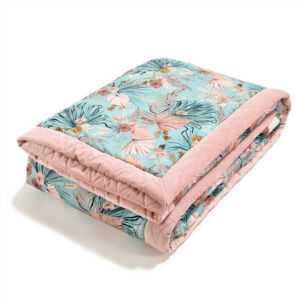 felnőtt méretű meleg takaró velvet és pamut anyagból púder rózsaszín kék trópusi virág és pálmalevél mintával La Millou Boho Palms