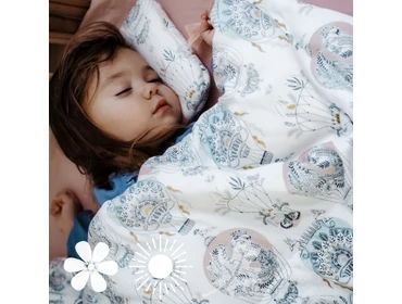 Vékony nyári babatakaró Vékony nyári babatakaró