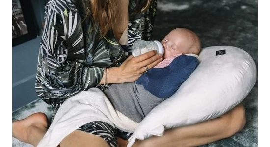 A Pipi szoptatós párna története